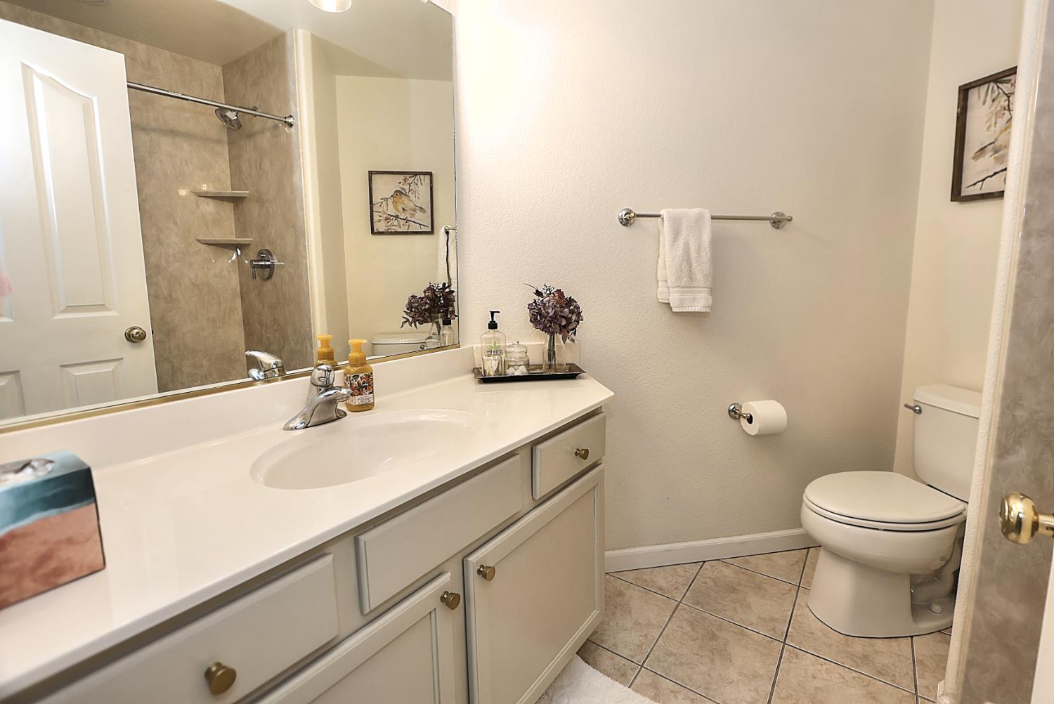 Detail Gallery Image 30 of 71 For 6817 Fox Cliff Way, Elk Grove,  CA 95758 - 4 Beds | 3 Baths