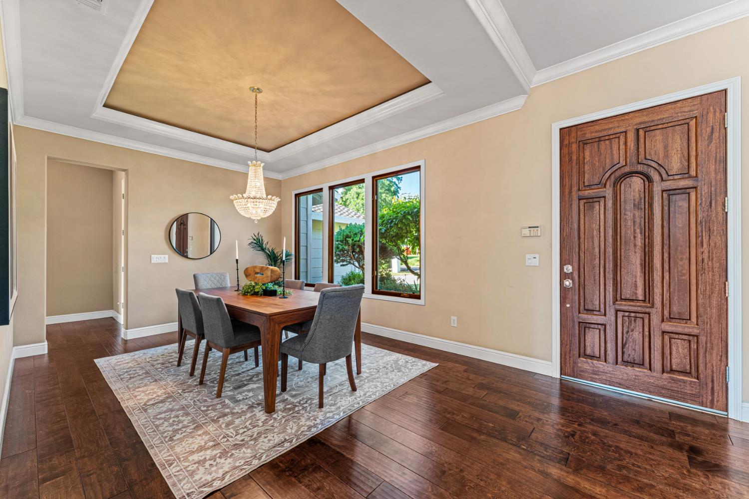 Detail Gallery Image 19 of 56 For 811 Los Molinos Way, Sacramento,  CA 95864 - 4 Beds | 4 Baths