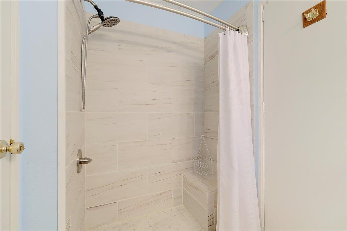 Detail Gallery Image 4 of 39 For 1155 Pease Rd 301, Yuba City,  CA 95991 - 2 Beds | 2 Baths