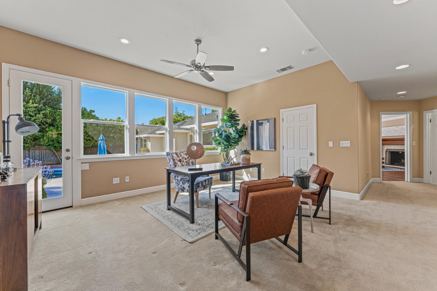 Detail Gallery Image 23 of 56 For 811 Los Molinos Way, Sacramento,  CA 95864 - 4 Beds | 4 Baths