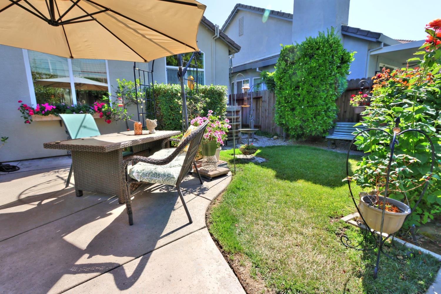 Detail Gallery Image 64 of 71 For 6817 Fox Cliff Way, Elk Grove,  CA 95758 - 4 Beds | 3 Baths