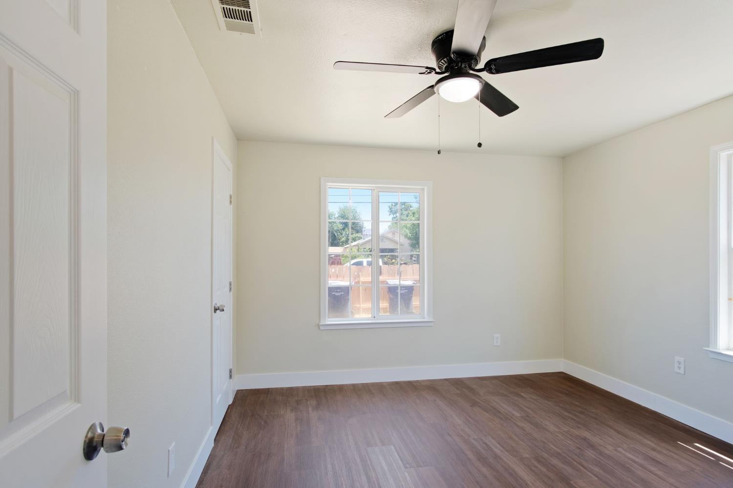 Detail Gallery Image 41 of 47 For 800 Flower St, Turlock,  CA 95380 - – Beds | – Baths