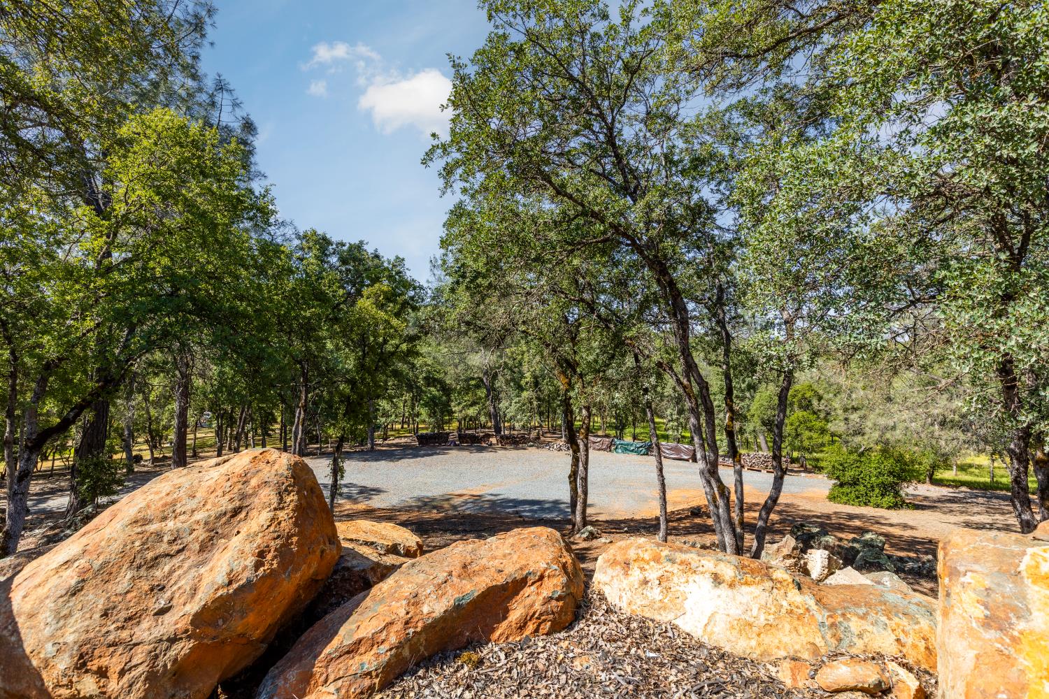 Moss Rock Dr, Auburn, California image 33
