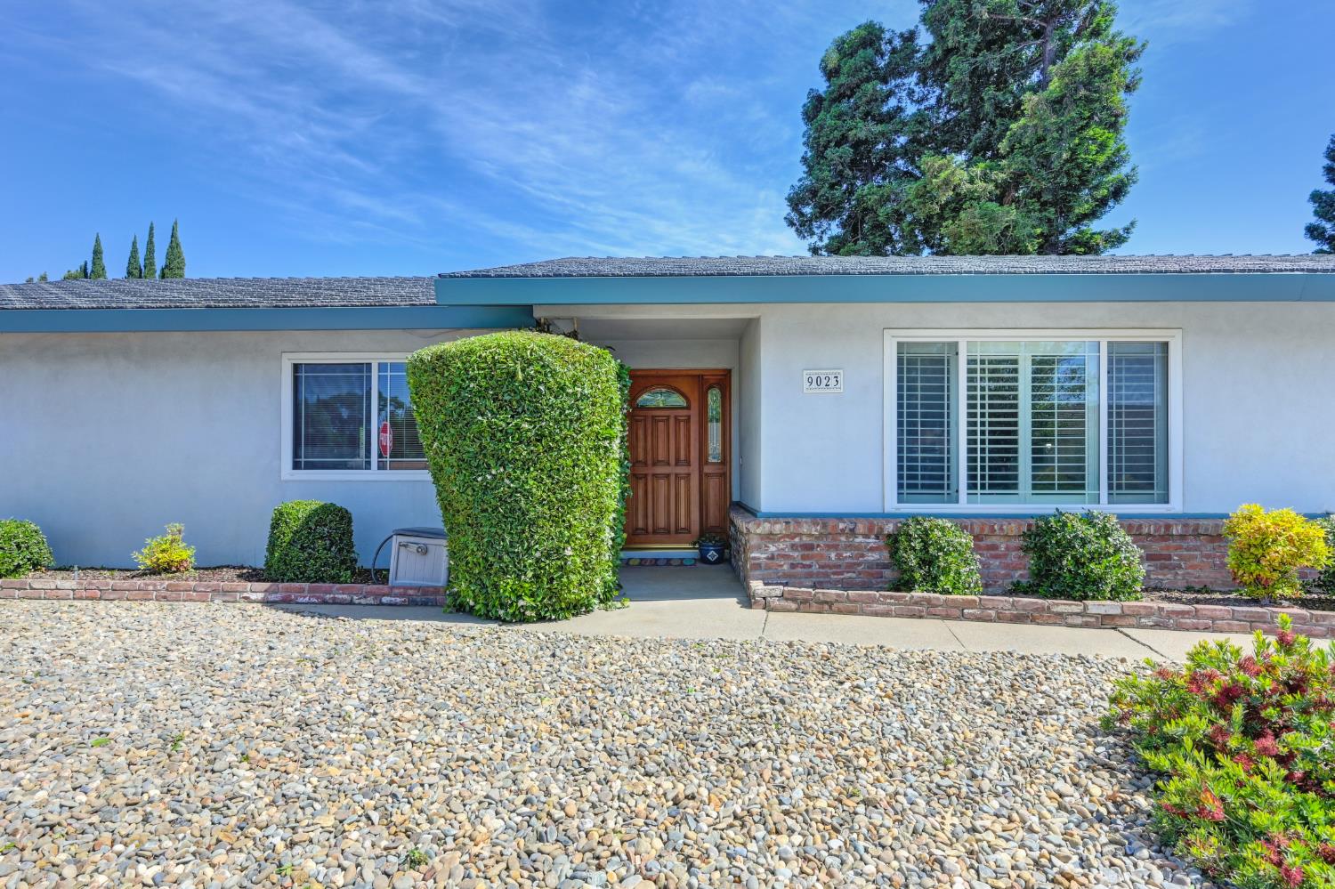 El Carrilo Court, Elk Grove, California image 4