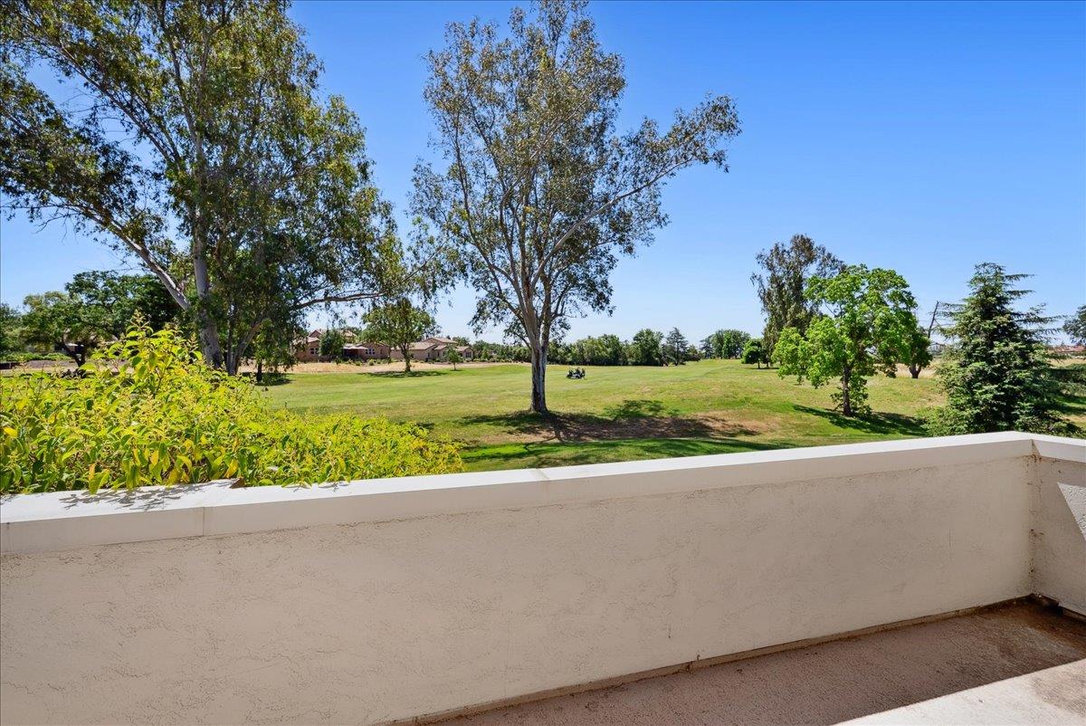 Detail Gallery Image 4 of 43 For 7151 Murieta Pkwy, Rancho Murieta,  CA 95683 - 2 Beds | 3 Baths