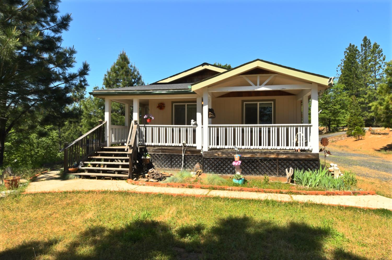 Detail Gallery Image 22 of 52 For 6832 Dudley Ranch Rd, Coulterville,  CA 9531 - 3 Beds | 2 Baths