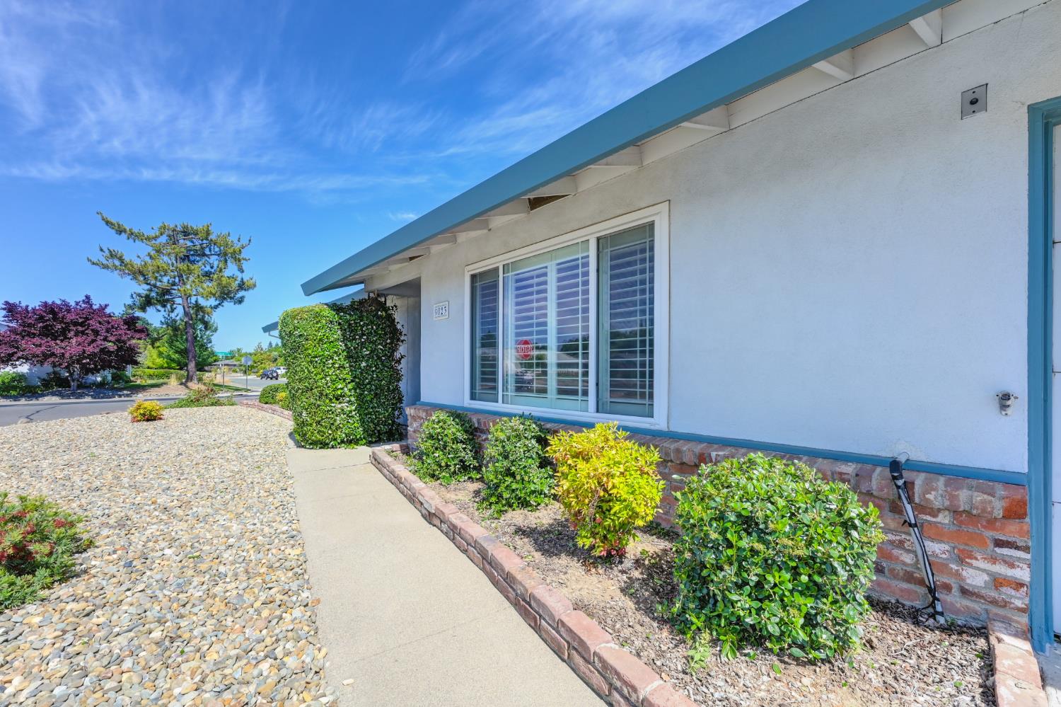 El Carrilo Court, Elk Grove, California image 5
