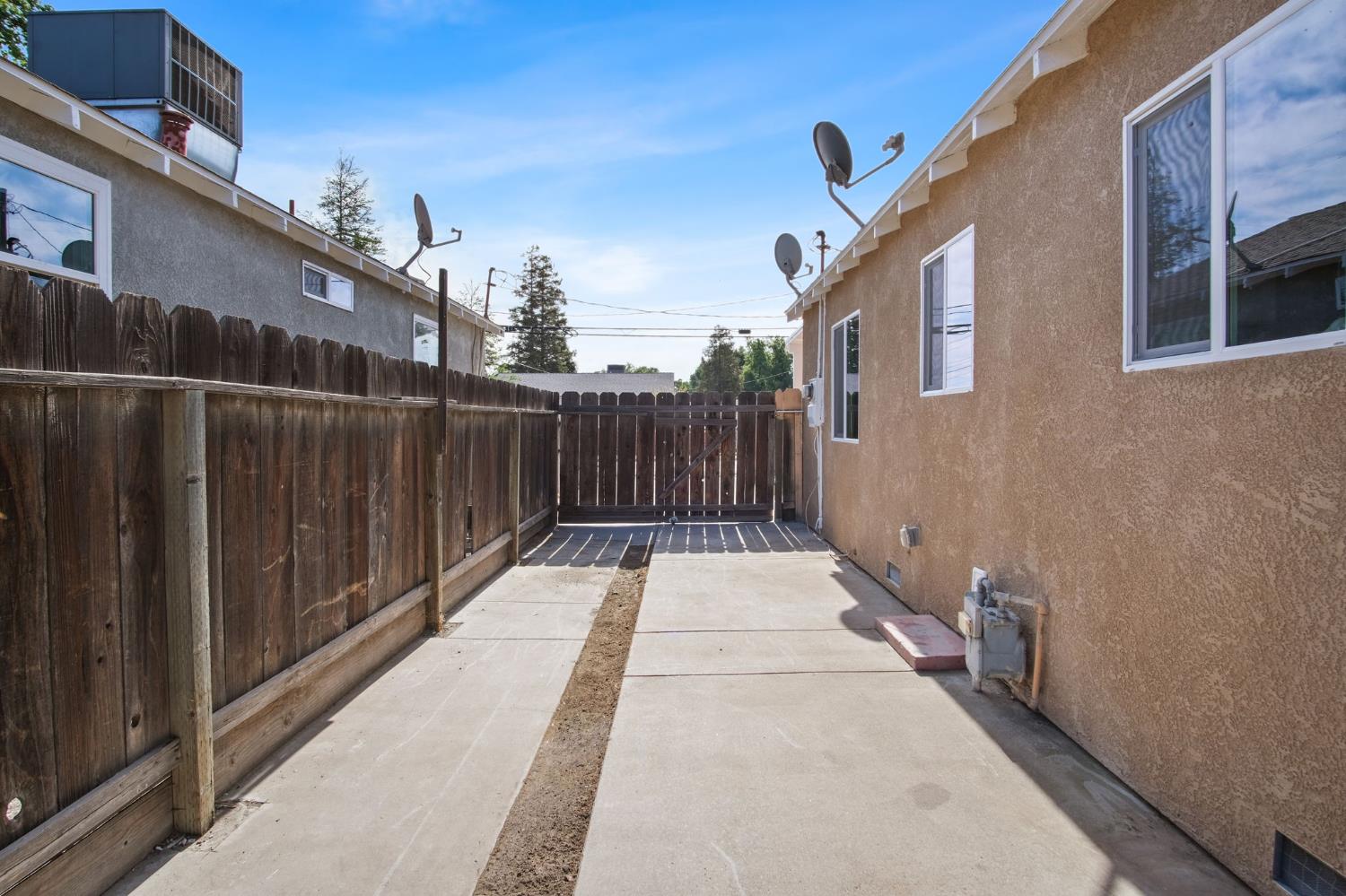 Detail Gallery Image 46 of 47 For 800 Flower St, Turlock,  CA 95380 - – Beds | – Baths