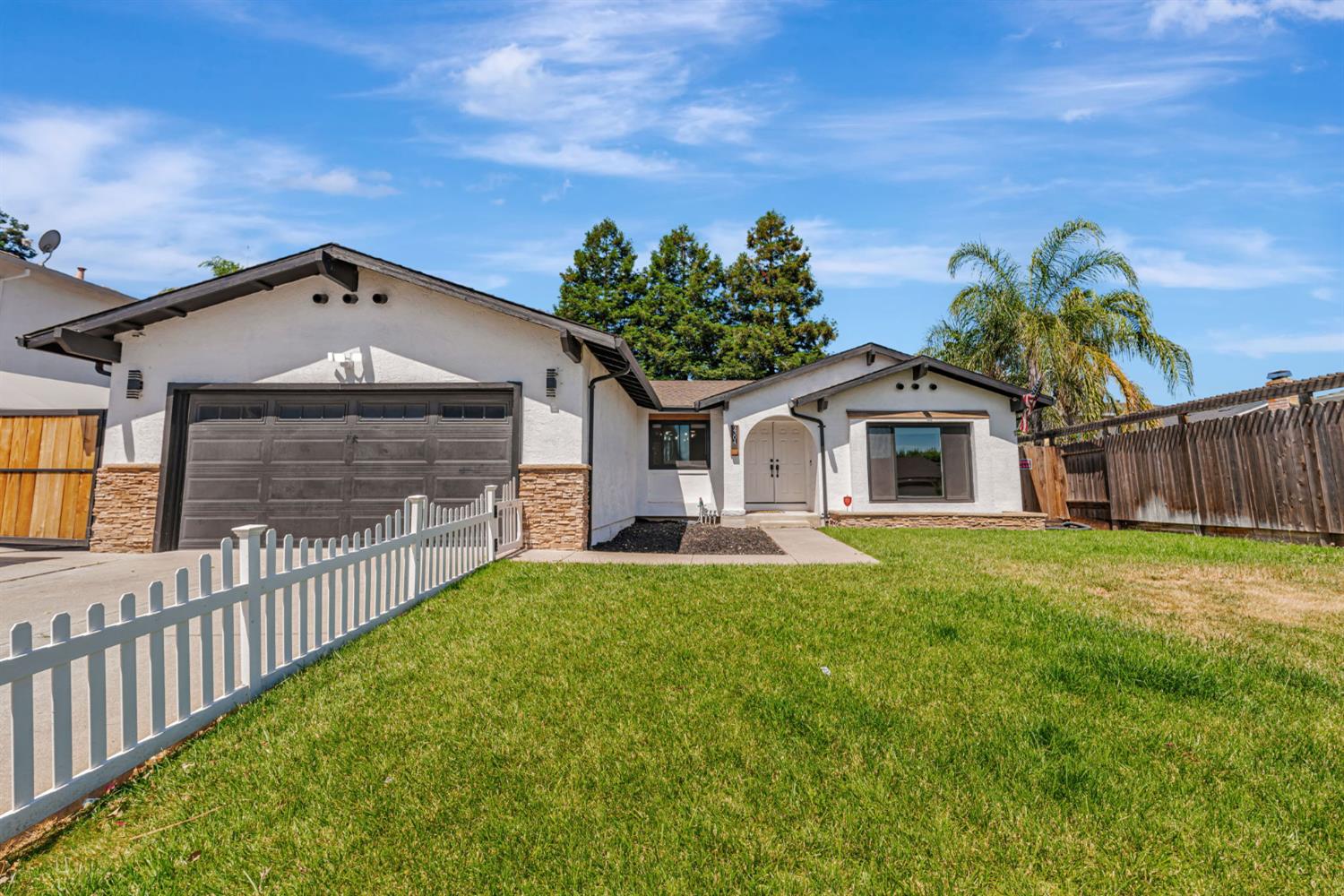 Candlestick Drive, Antioch, California image 2