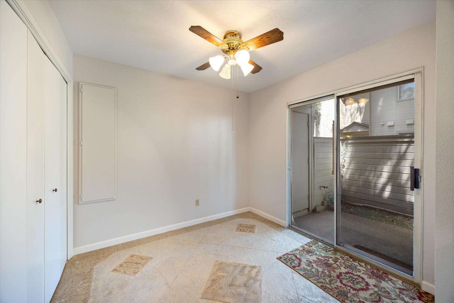 Photo #7: 225067463 Listing: Photo #7