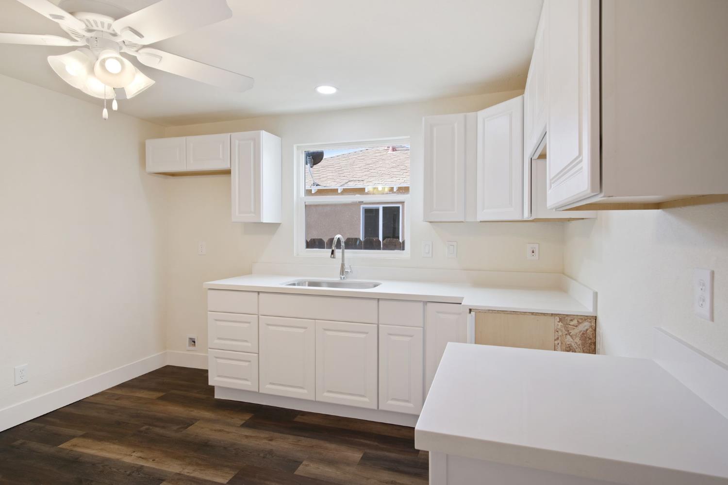 Detail Gallery Image 15 of 47 For 800 Flower St, Turlock,  CA 95380 - – Beds | – Baths