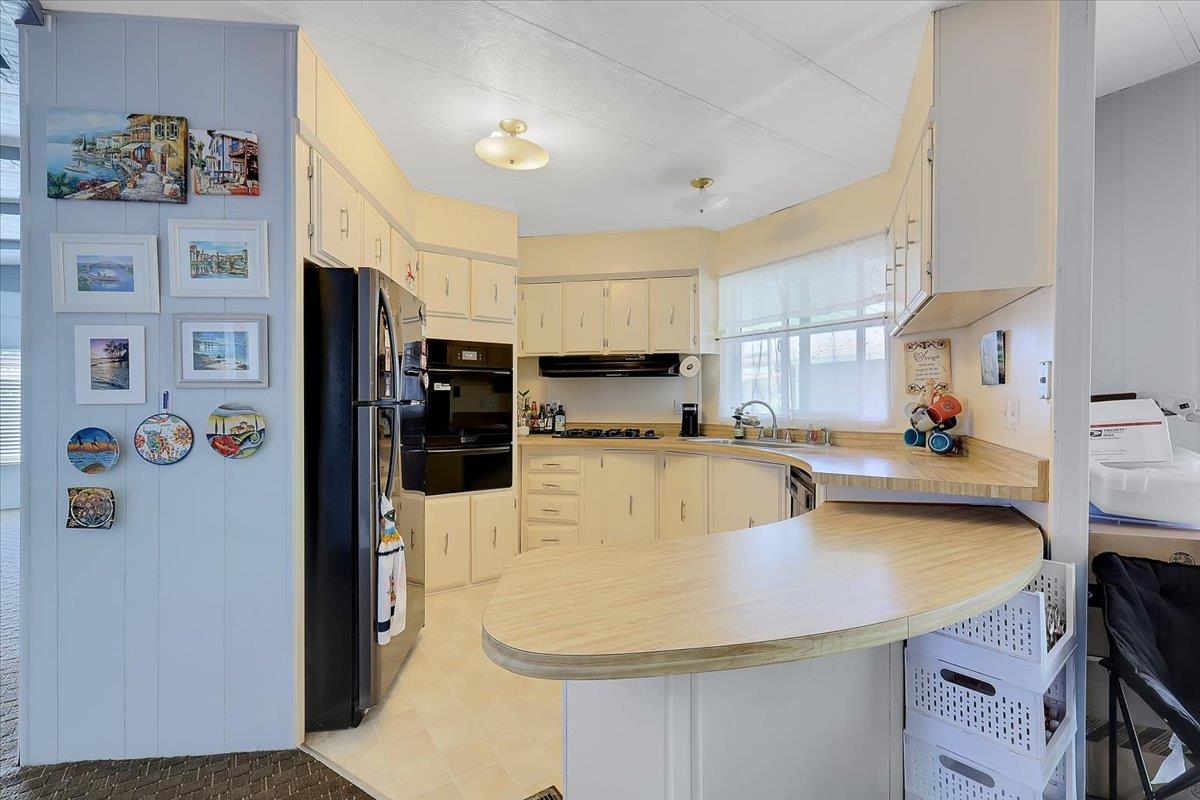 Detail Gallery Image 18 of 39 For 1155 Pease Rd 301, Yuba City,  CA 95991 - 2 Beds | 2 Baths