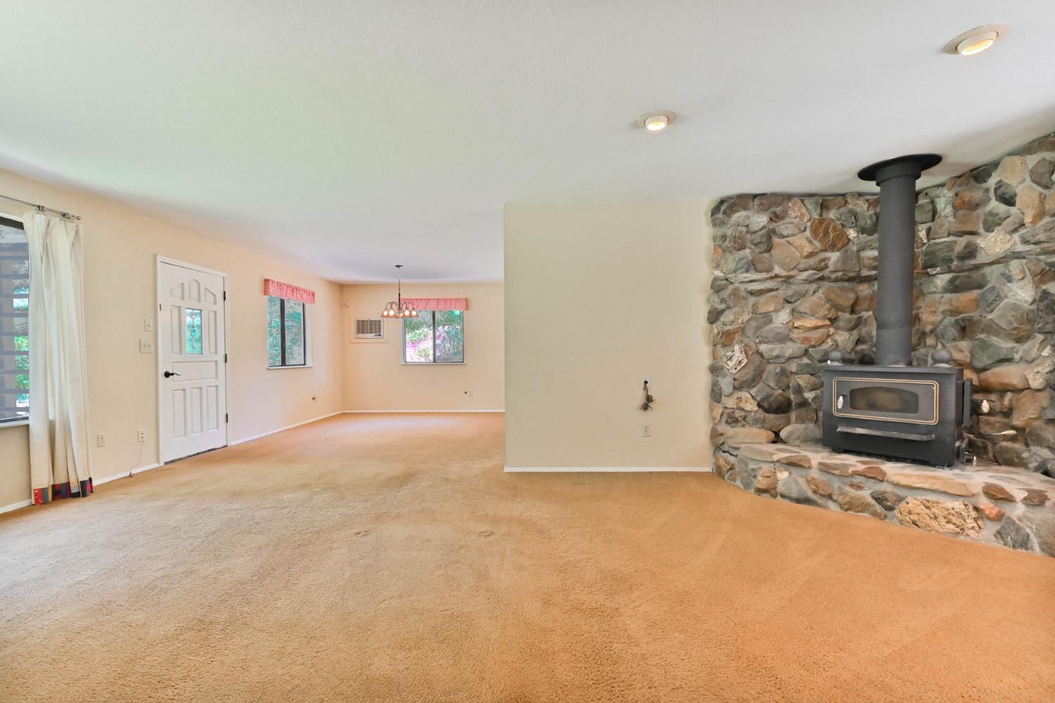 Appaloosa Way, Angels Camp, California image 15