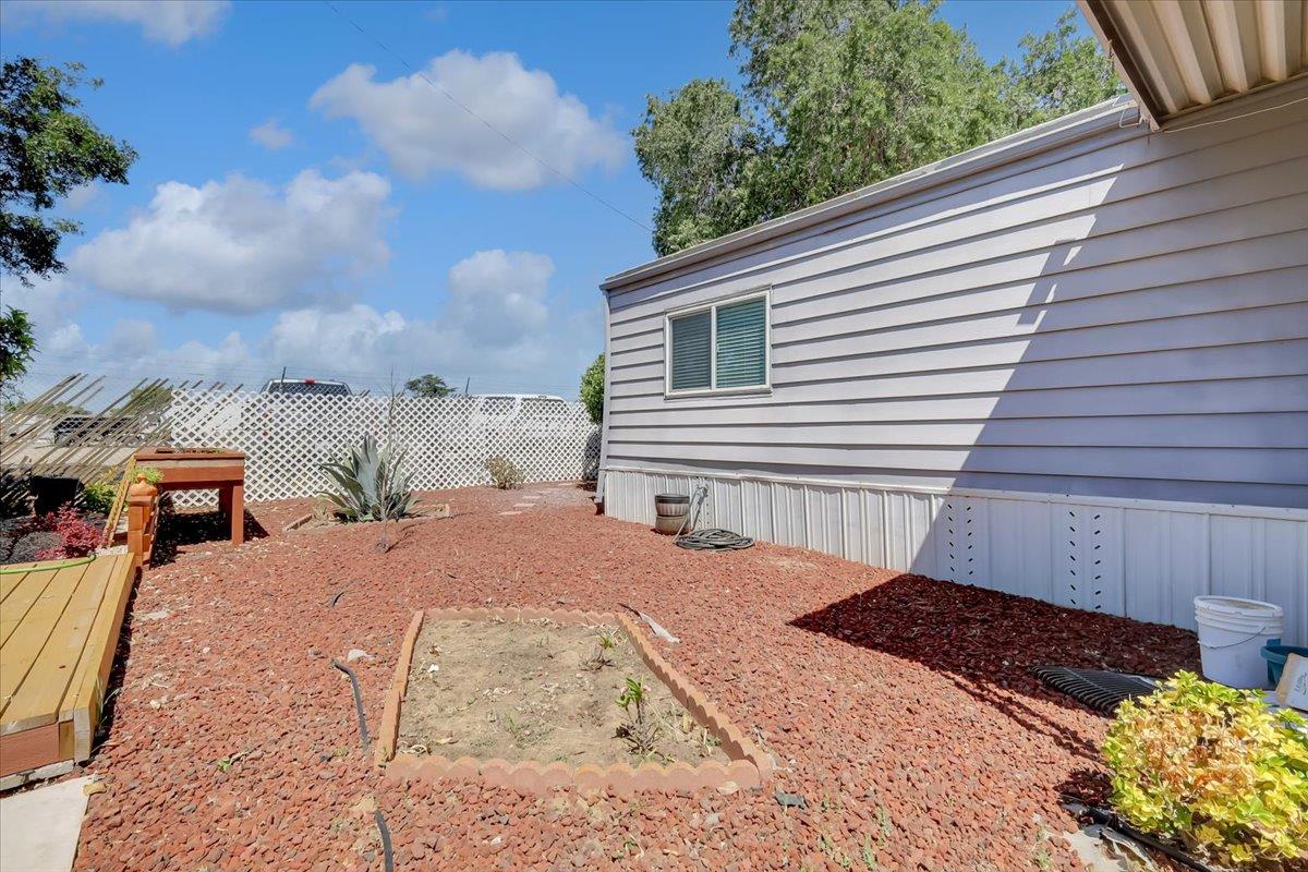 Detail Gallery Image 39 of 39 For 1155 Pease Rd 301, Yuba City,  CA 95991 - 2 Beds | 2 Baths