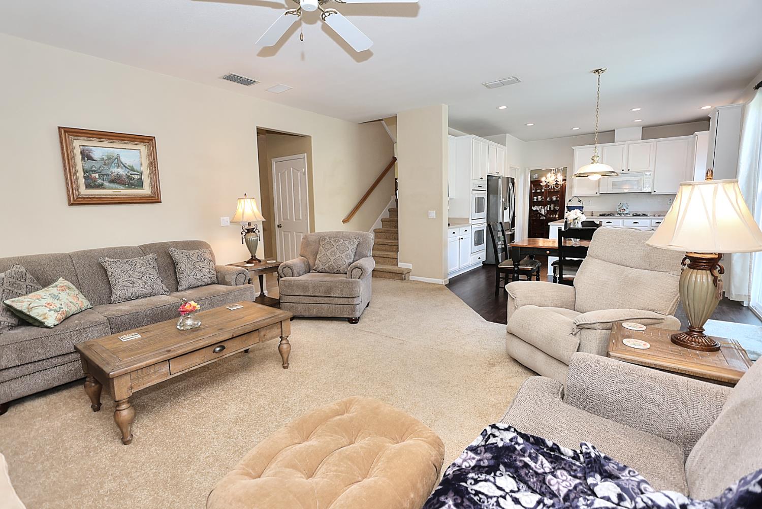 Detail Gallery Image 25 of 71 For 6817 Fox Cliff Way, Elk Grove,  CA 95758 - 4 Beds | 3 Baths