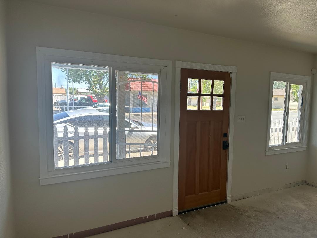 Detail Gallery Image 3 of 26 For 2525 Blossom St, Dos Palos,  CA 93620 - 2 Beds | 2/1 Baths
