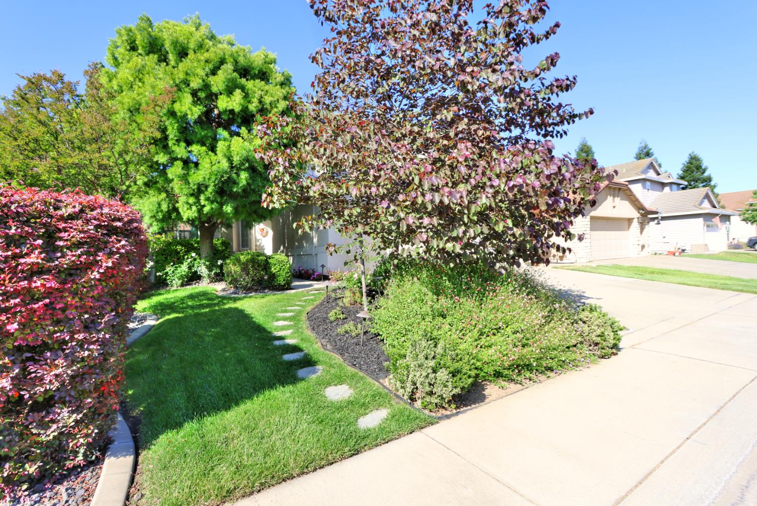 Detail Gallery Image 66 of 71 For 6817 Fox Cliff Way, Elk Grove,  CA 95758 - 4 Beds | 3 Baths