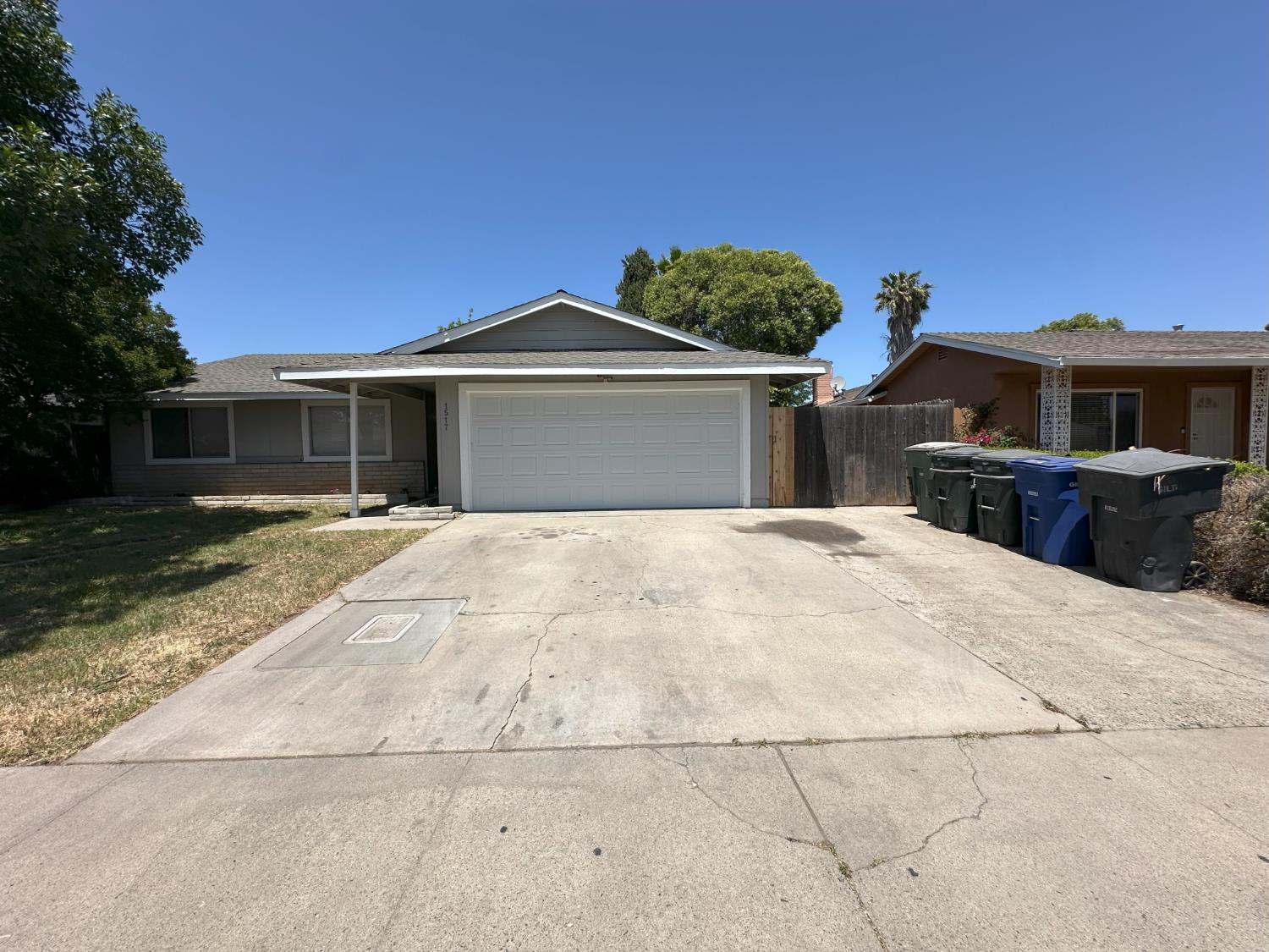Galvez Avenue, Modesto, California image 4