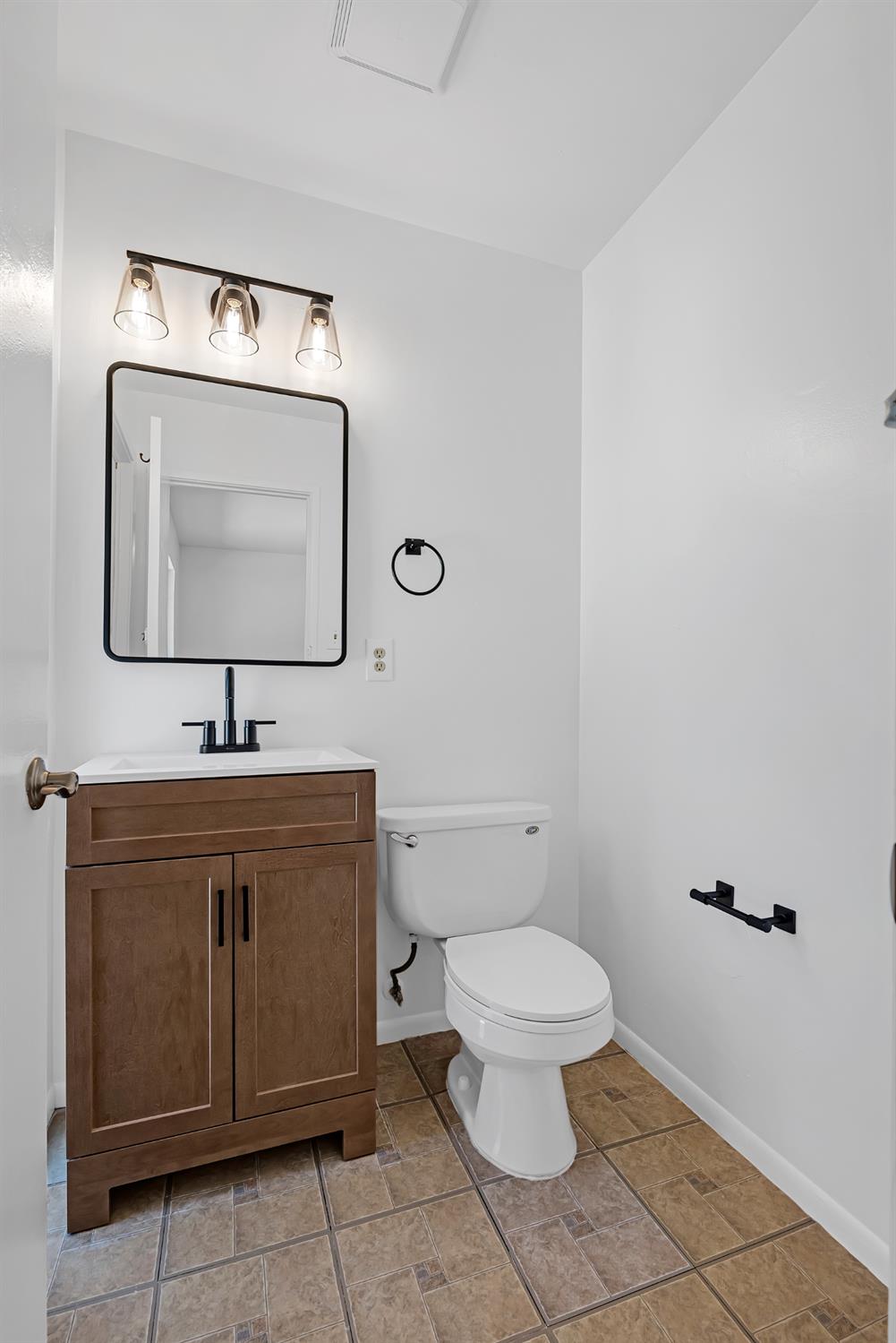 Kellogg Way, Rancho Cordova, California image 27