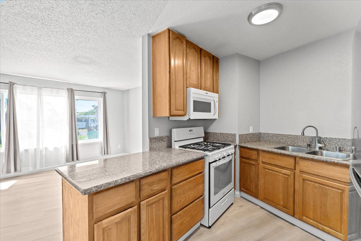 Birmingham Way, Rancho Cordova, California image 8
