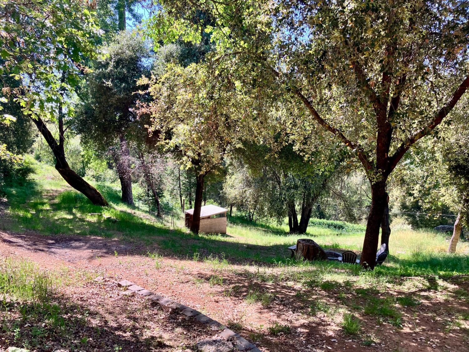 Silent Path Road, Somerset, California image 16