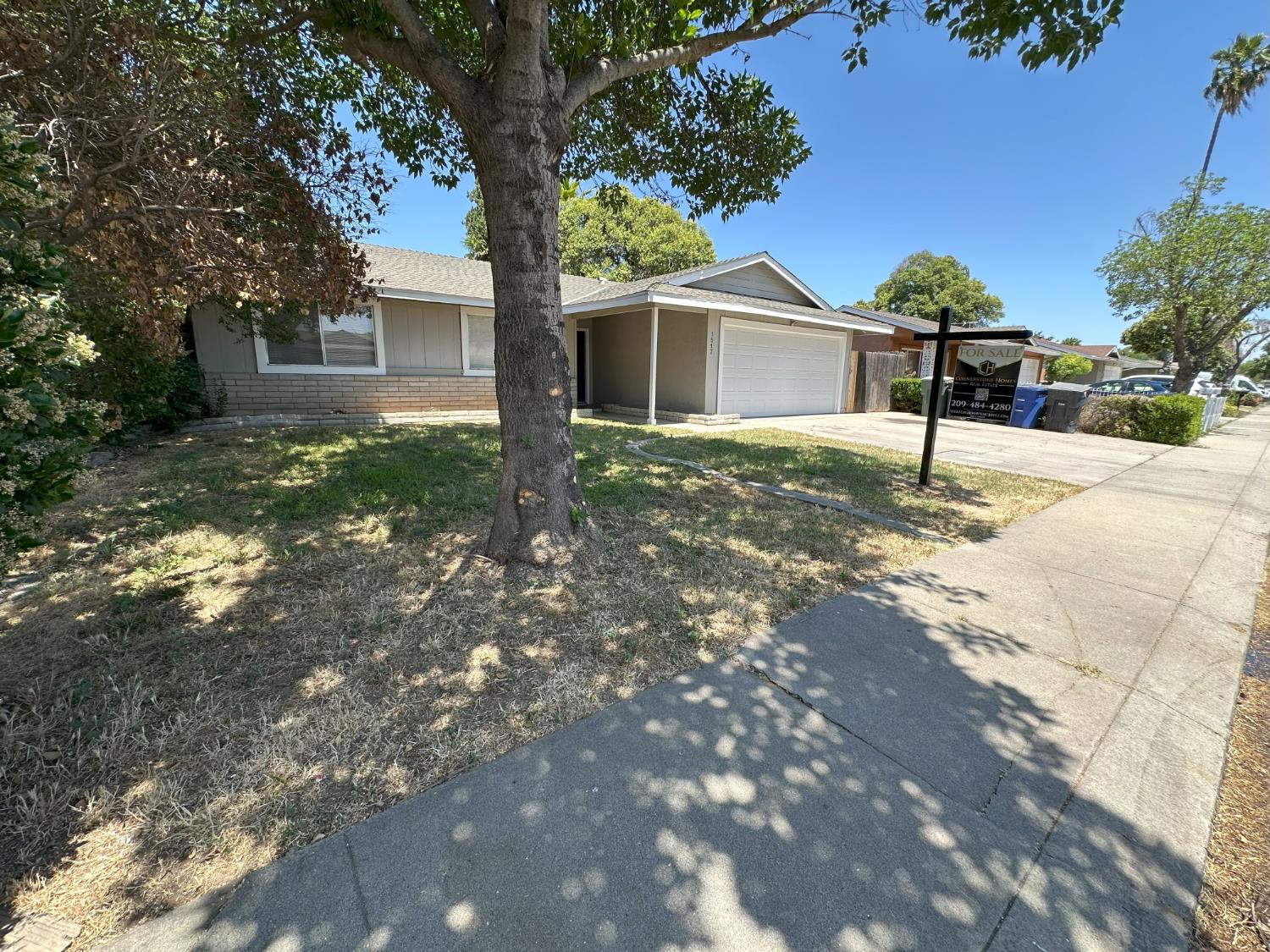 Galvez Avenue, Modesto, California image 1