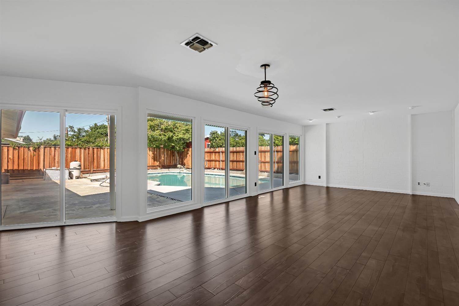 Kellogg Way, Rancho Cordova, California image 9
