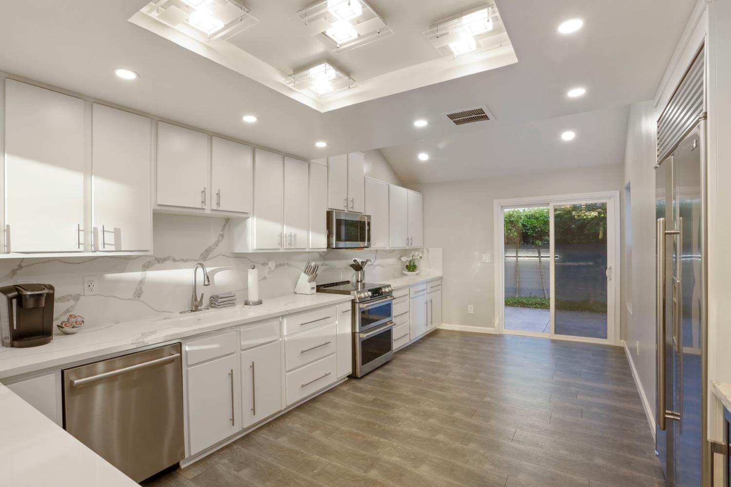 Columbine Drive #6, Modesto, California image 9