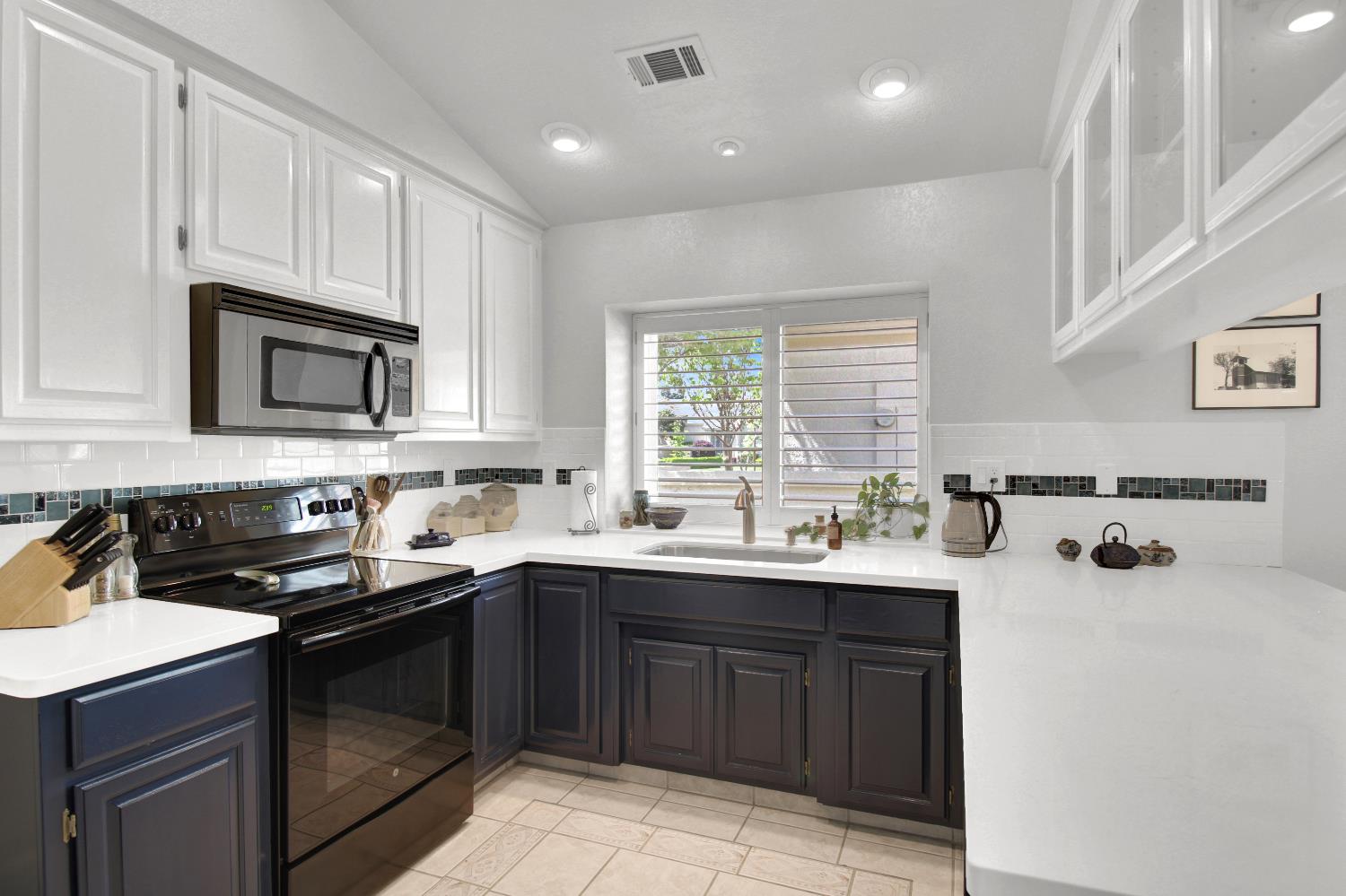 Copper Verde Lane, Modesto, California image 15
