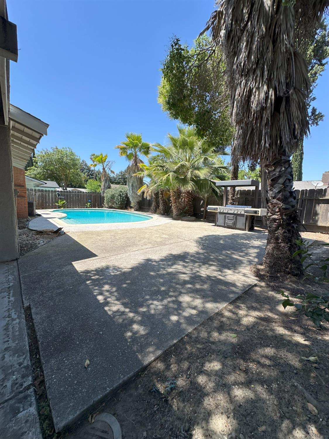 Galvez Avenue, Modesto, California image 22