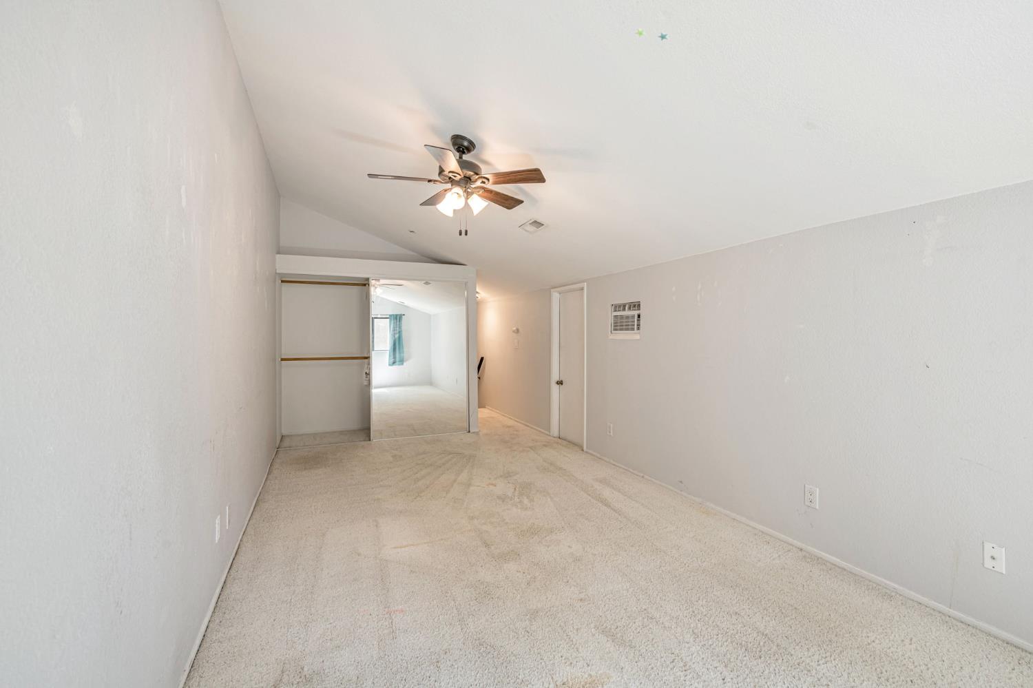Photo #26: 225064524 Listing: Photo #26