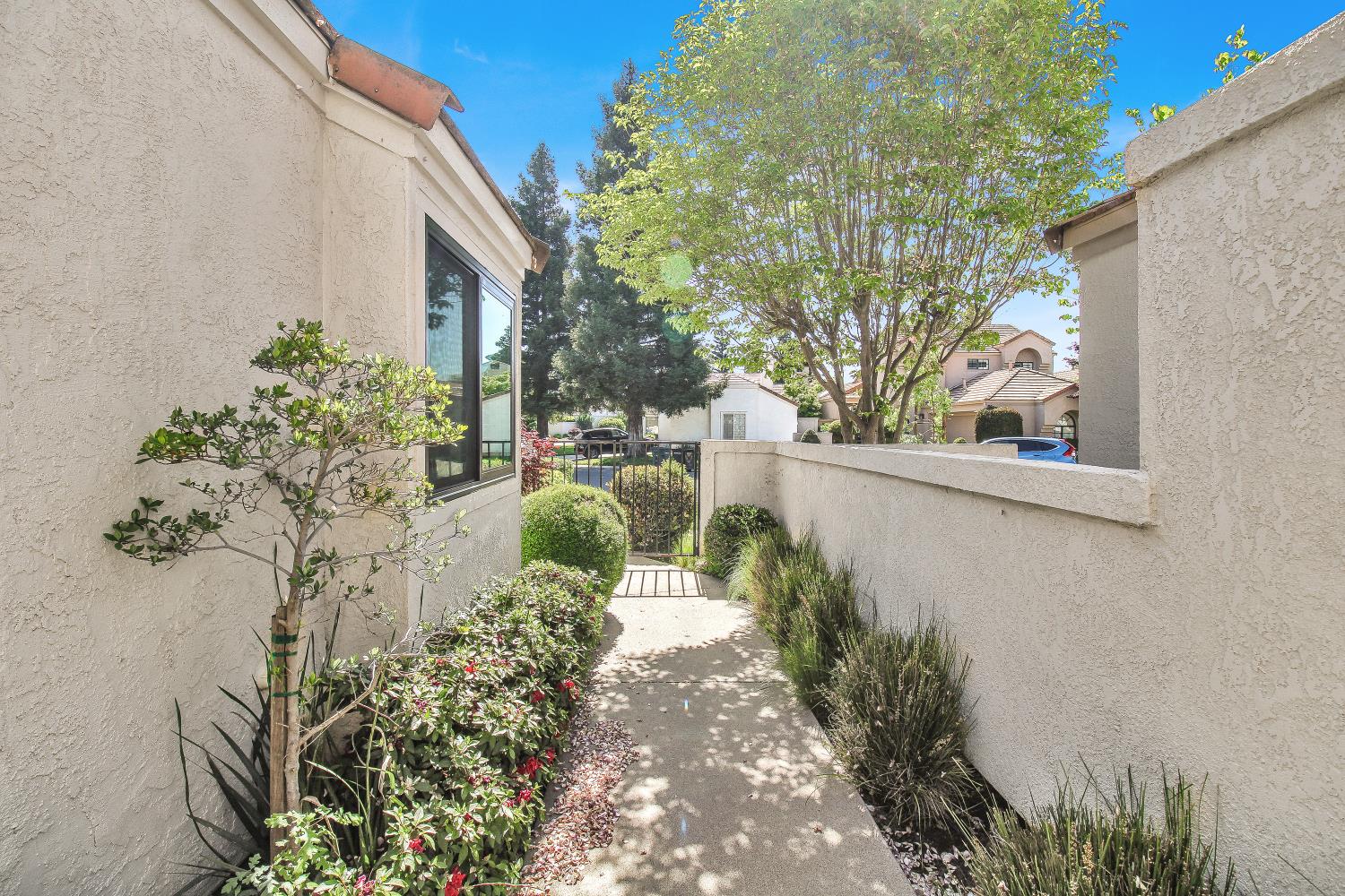 Copper Verde Lane, Modesto, California image 8