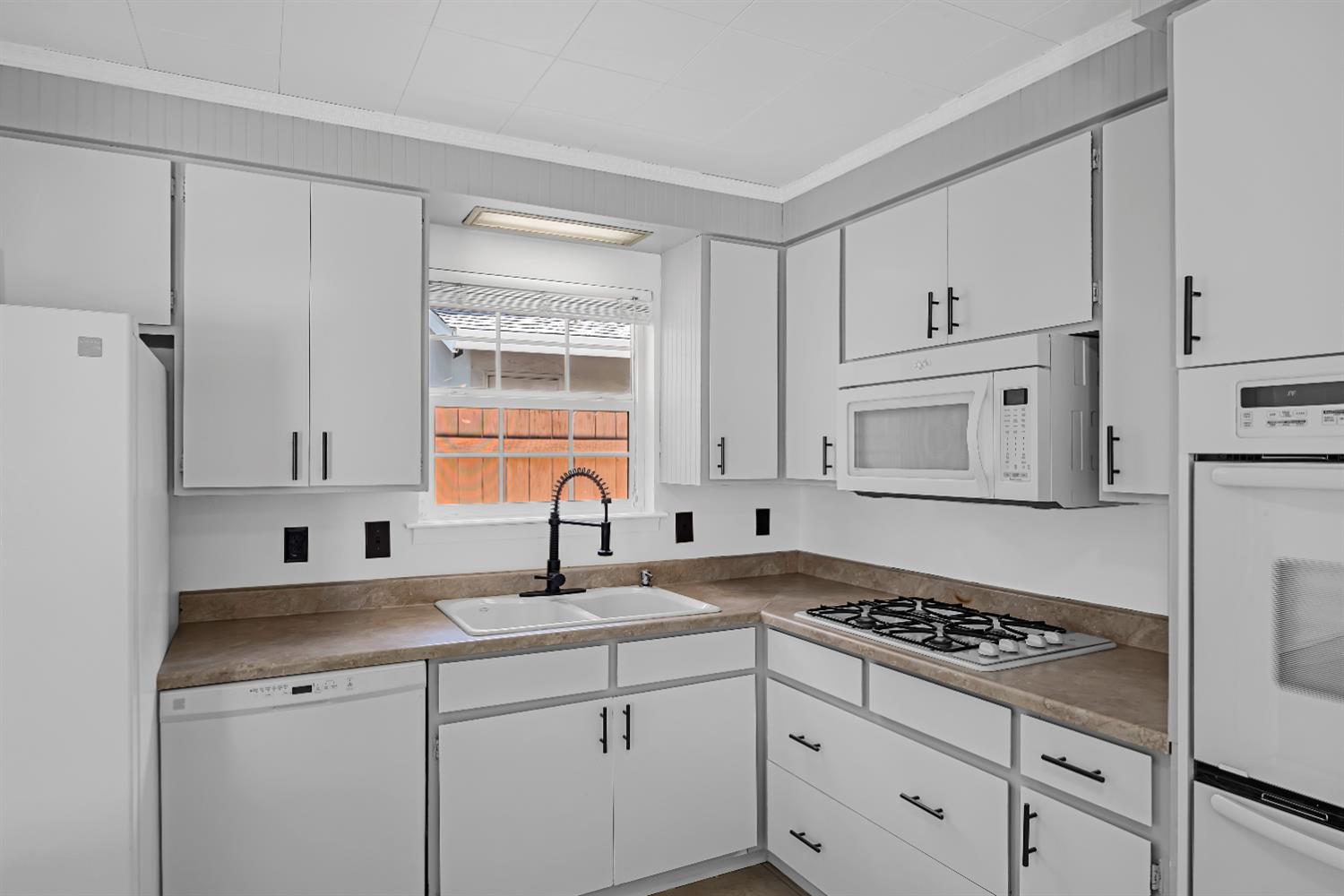 Kellogg Way, Rancho Cordova, California image 17