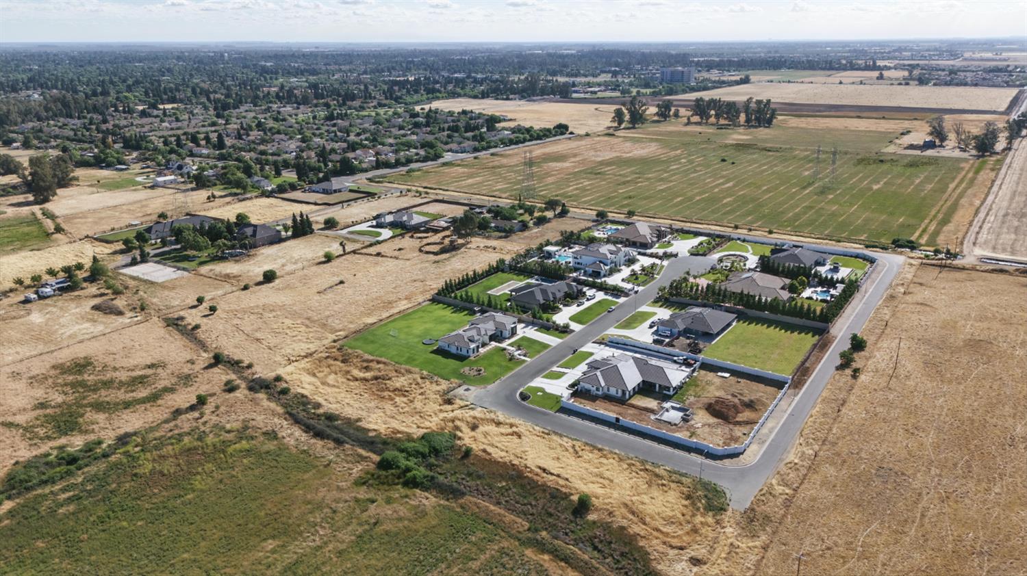 Sorrento Court, Merced, California image 44