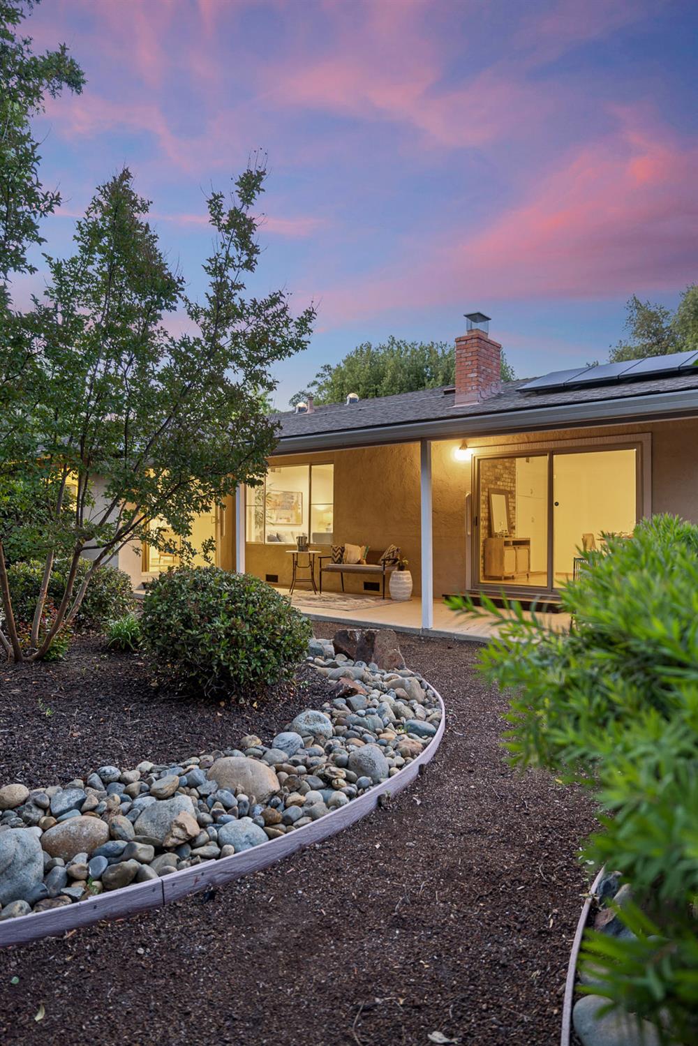 Sycamore Lane, Davis, California image 32