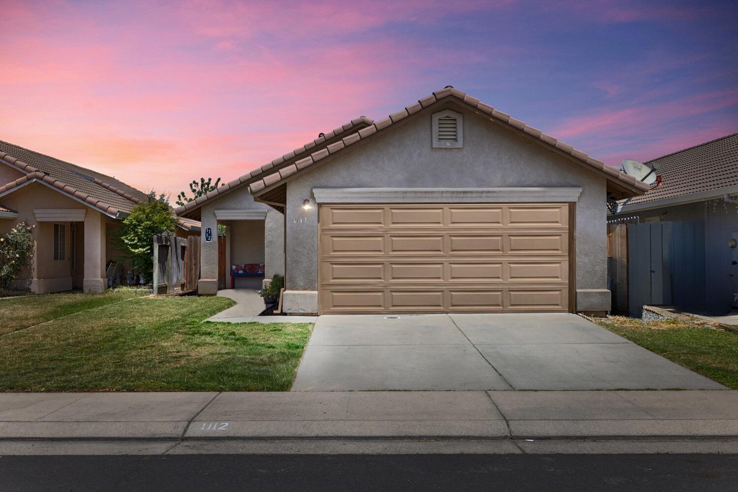 La Mesa Street, Escalon, California image 2
