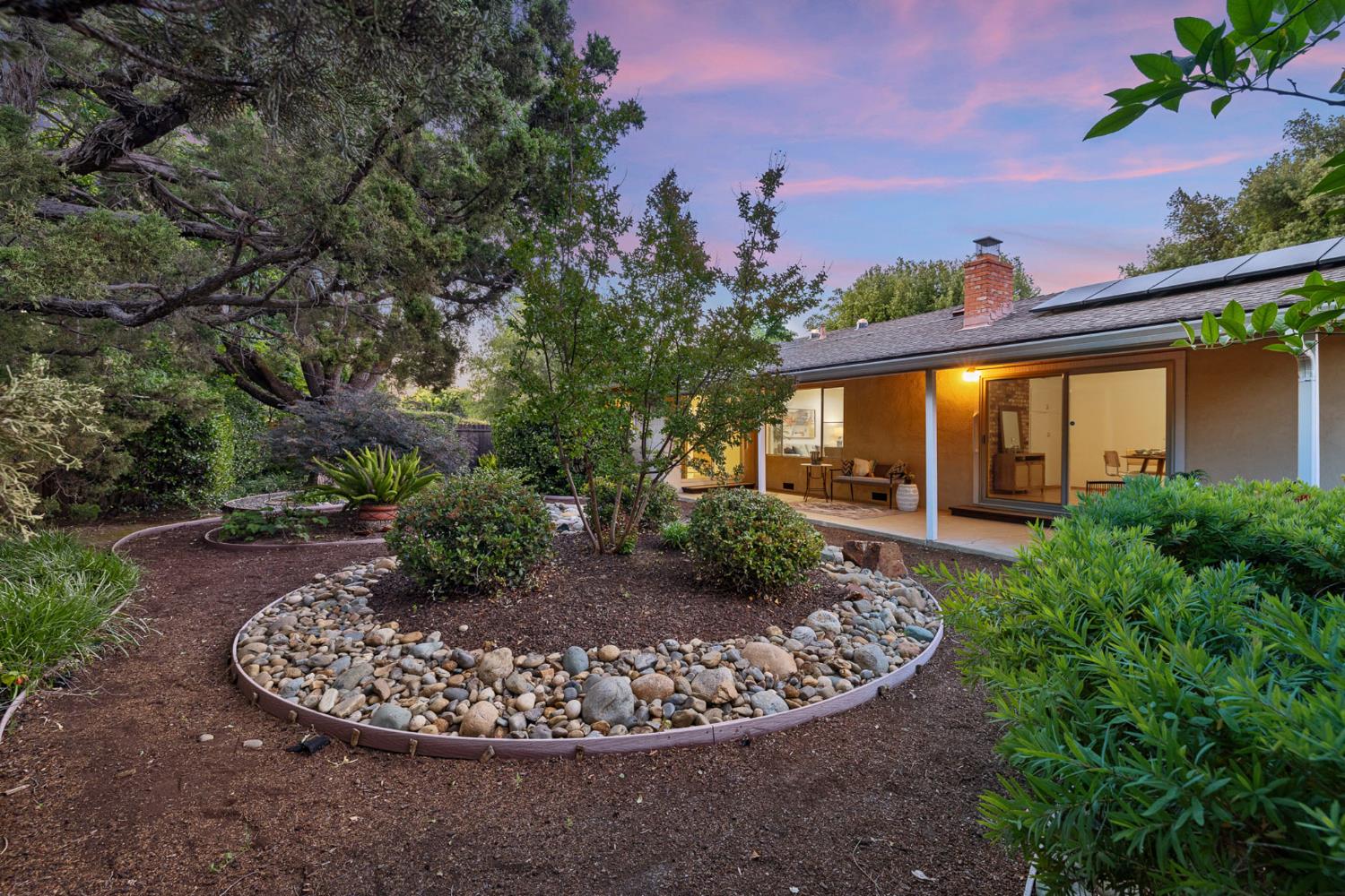 Sycamore Lane, Davis, California image 33