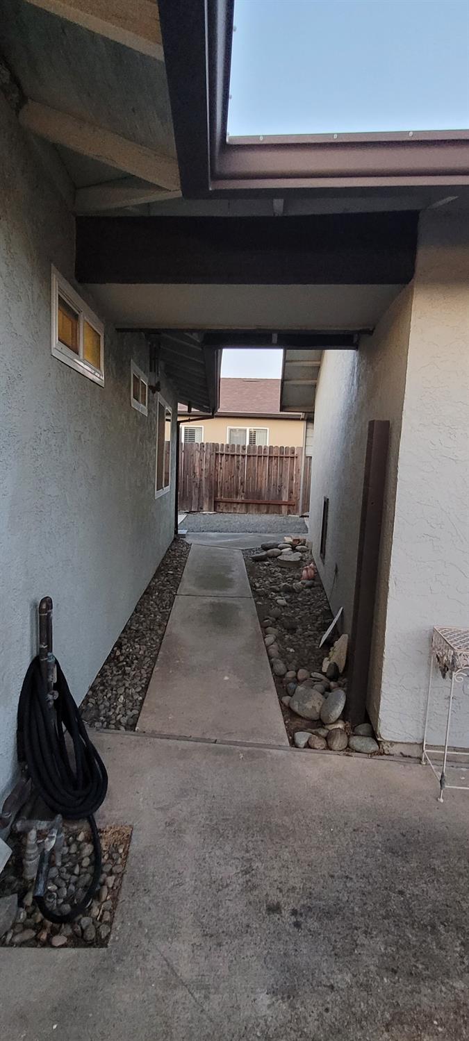 Steffano Court, Citrus Heights, California image 27