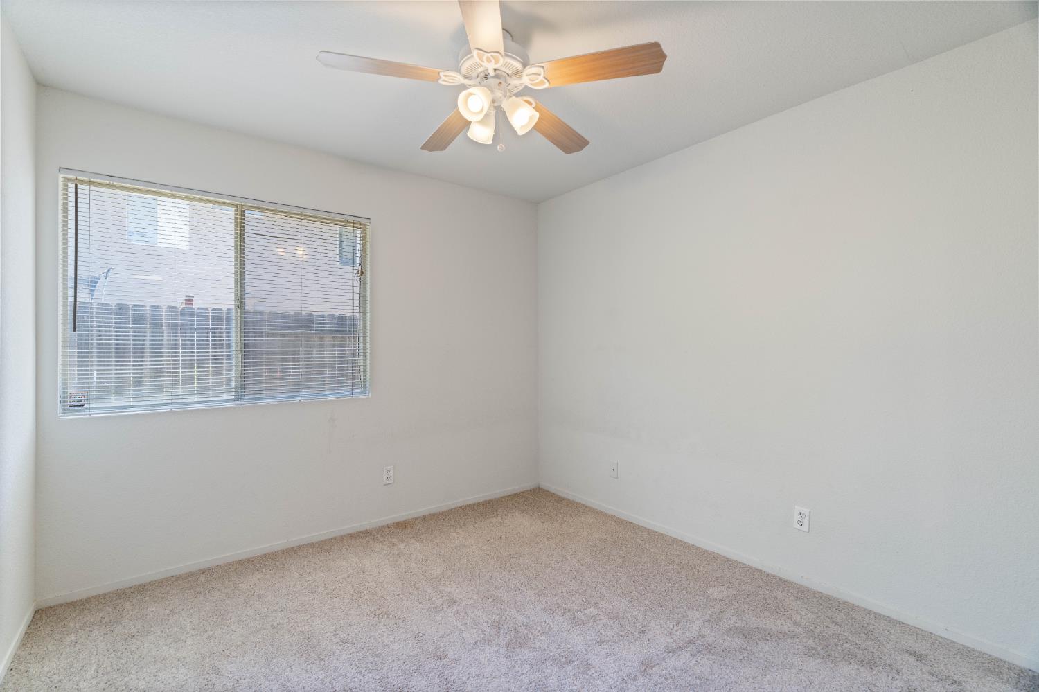 Ariel Court, Elk Grove, California image 9