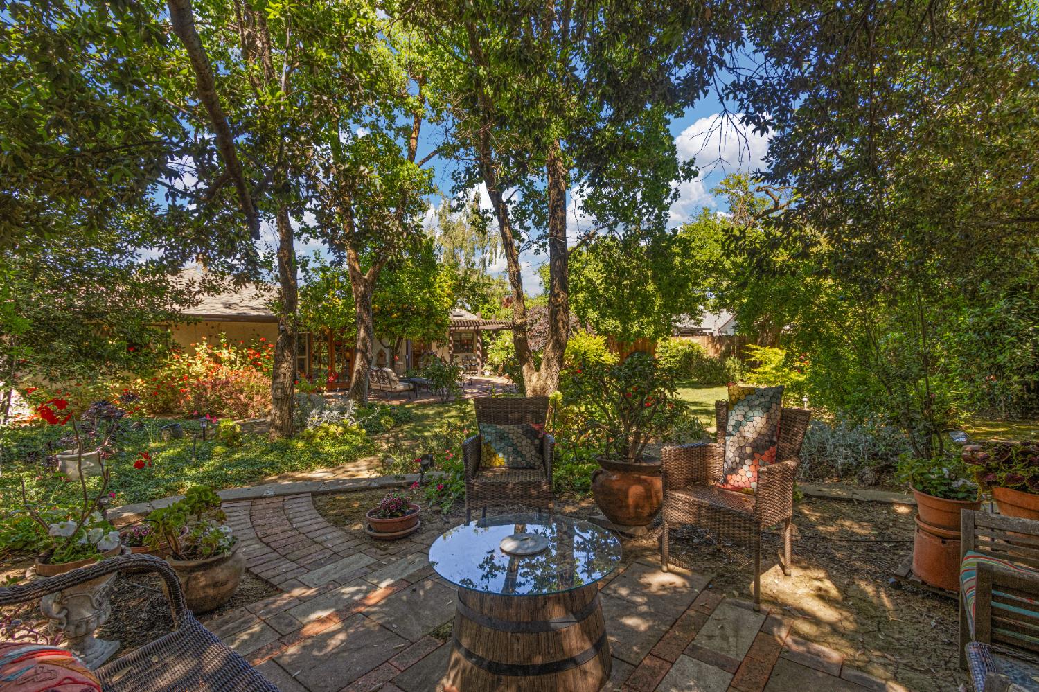 Breton Avenue, Davis, California image 36