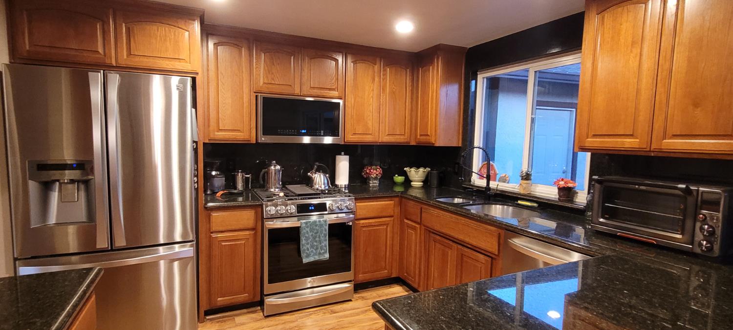 Steffano Court, Citrus Heights, California image 12