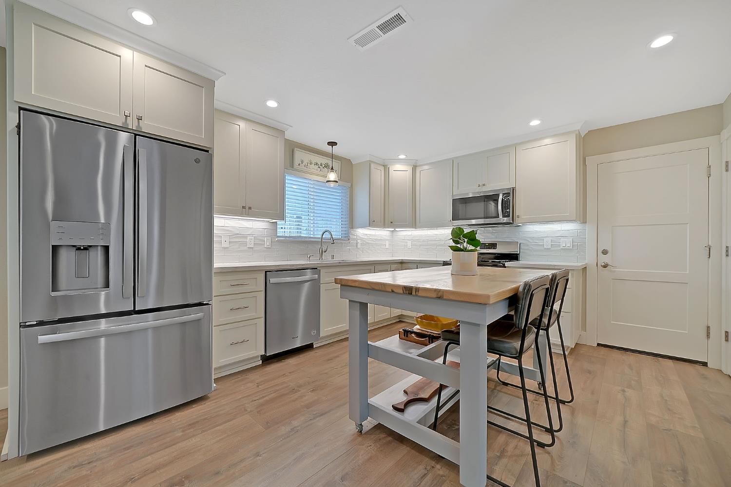 Terrace View Circle, Jackson, California image 12