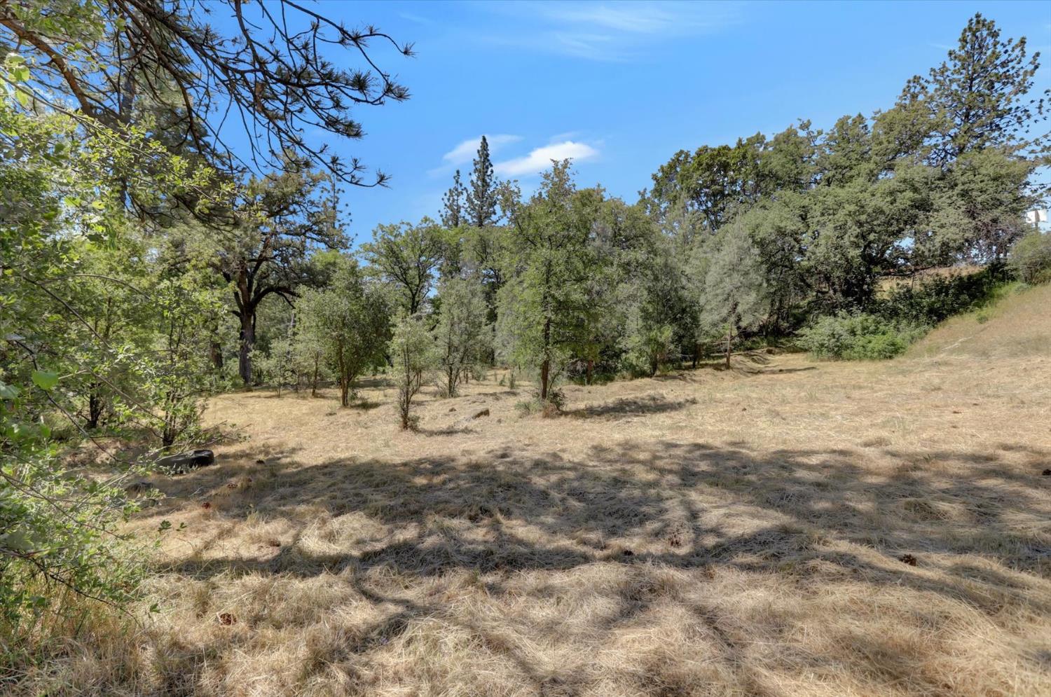 Alta Sierra Drive, Grass Valley, California image 20