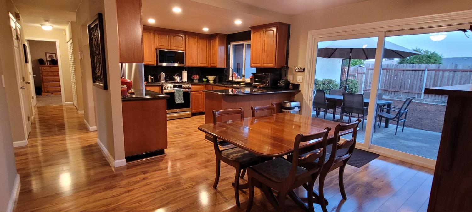 Steffano Court, Citrus Heights, California image 11