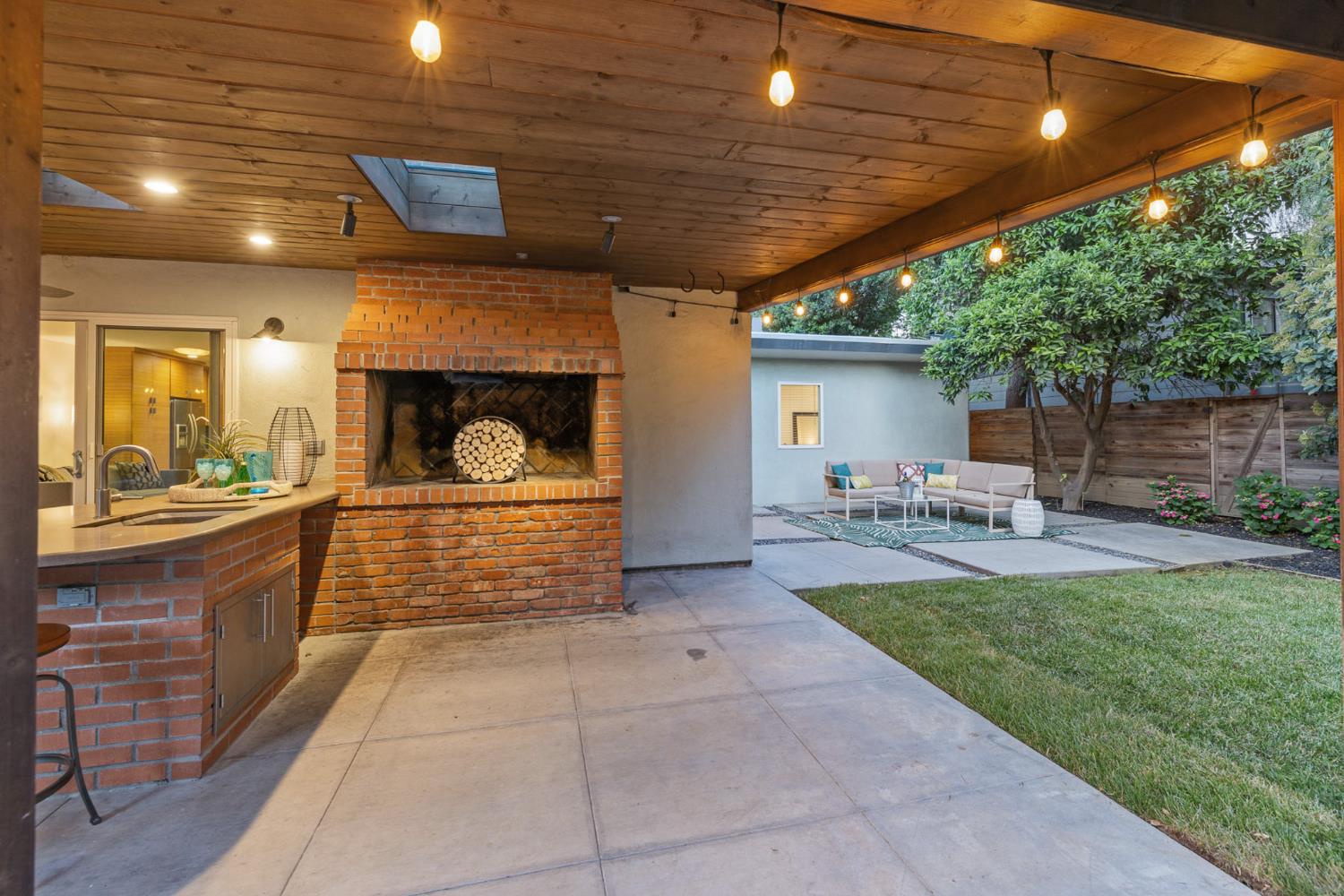 Parkside Drive, Davis, California image 45