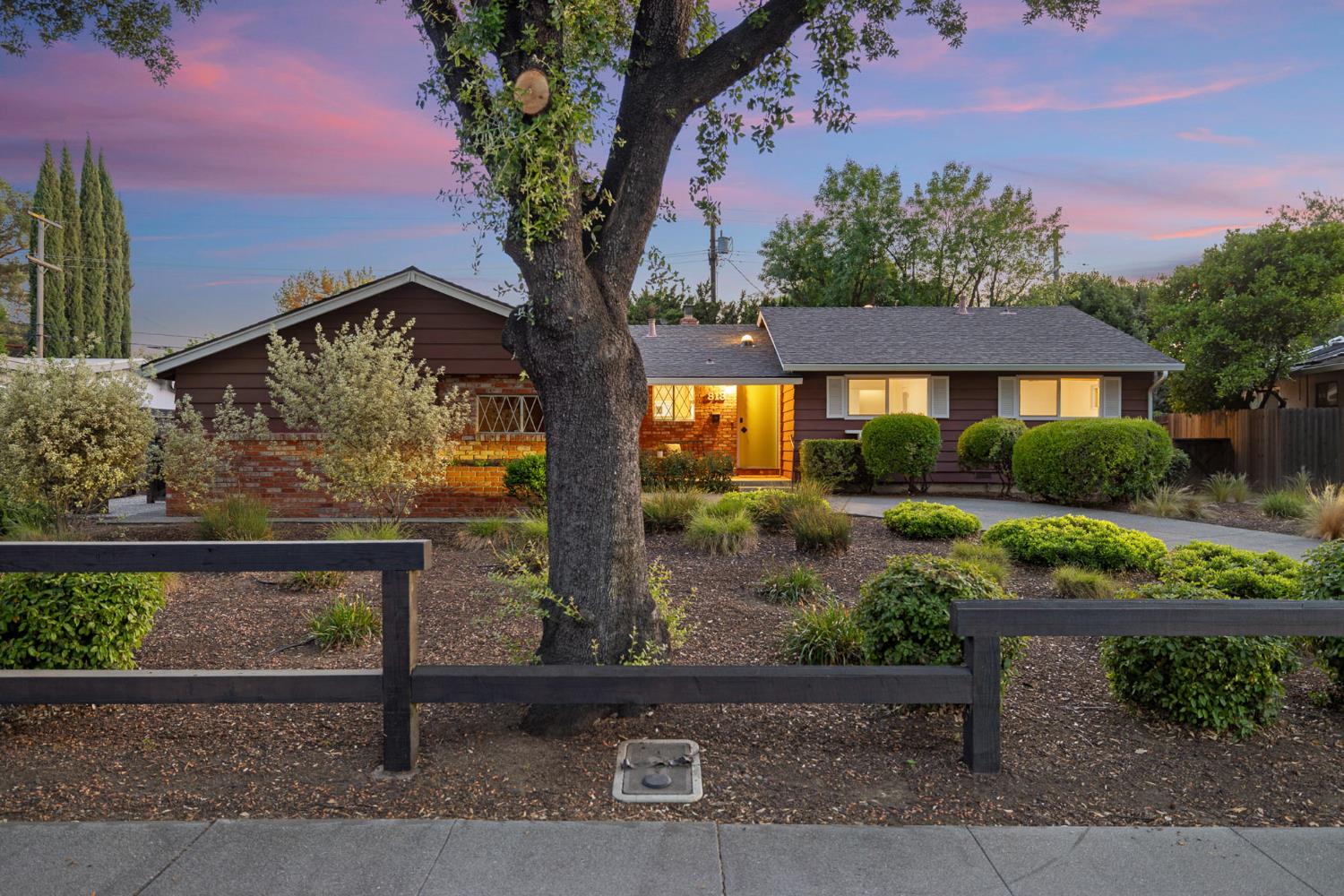Sycamore Lane, Davis, California image 36
