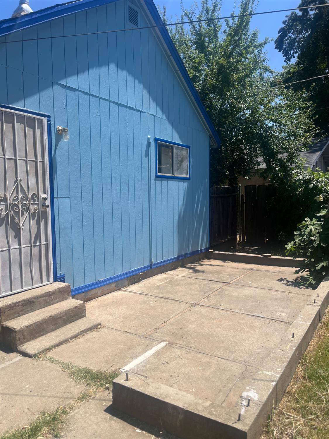 Kentucky Street, Gridley, California image 16