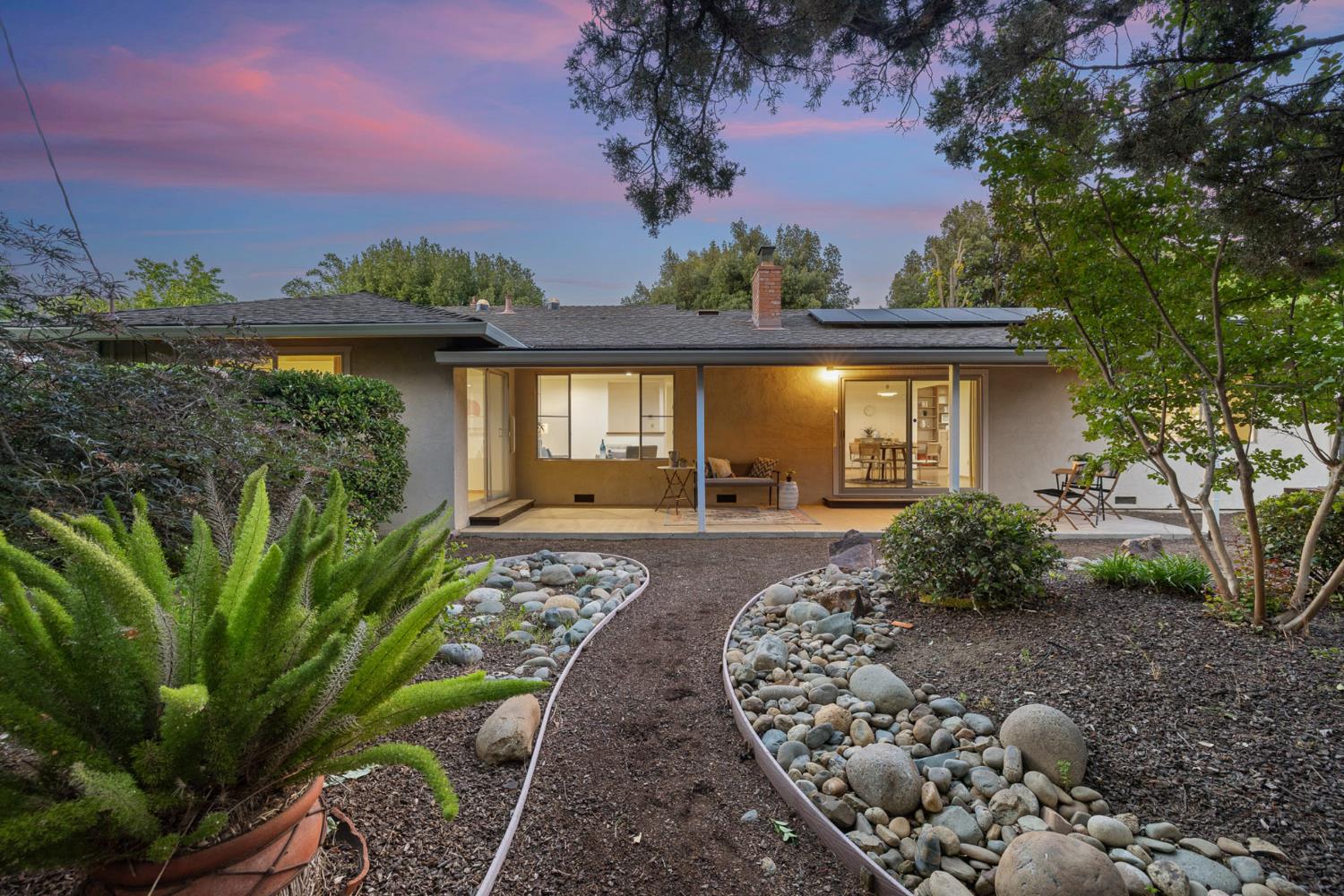 Sycamore Lane, Davis, California image 34