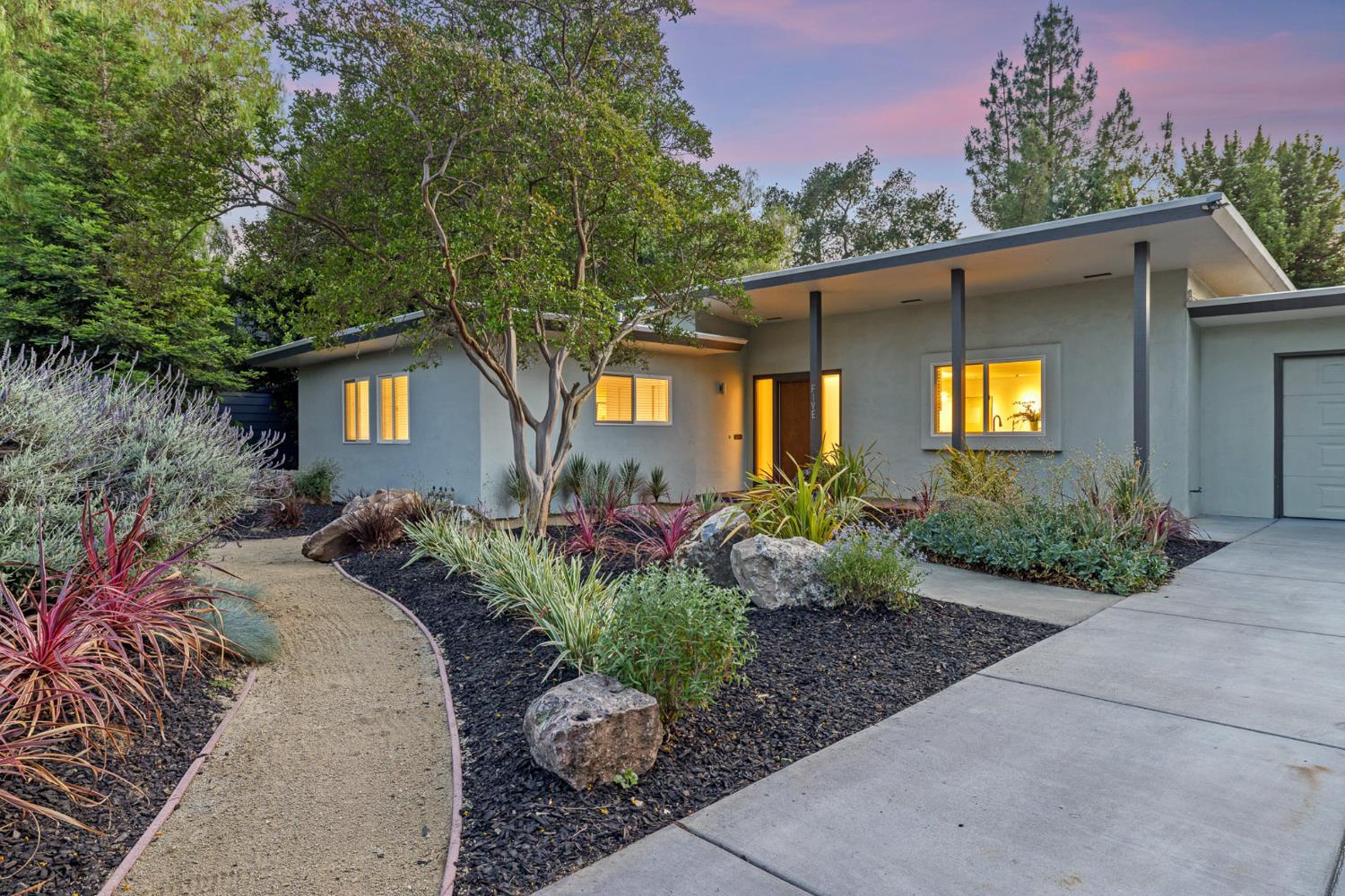 Parkside Drive, Davis, California image 2