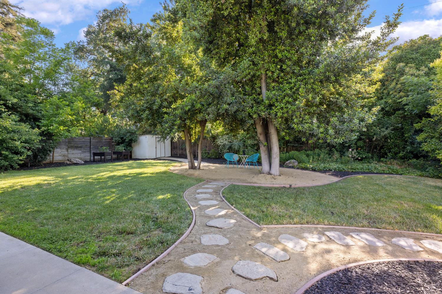 Parkside Drive, Davis, California image 39